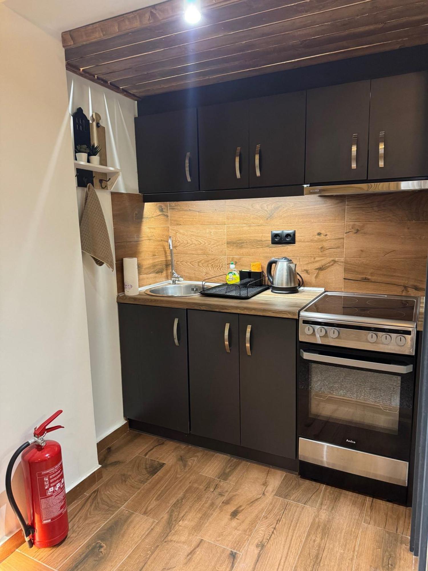 Haris 302 Apartment By Vpn Accomodation เอเธนส์ ภายนอก รูปภาพ