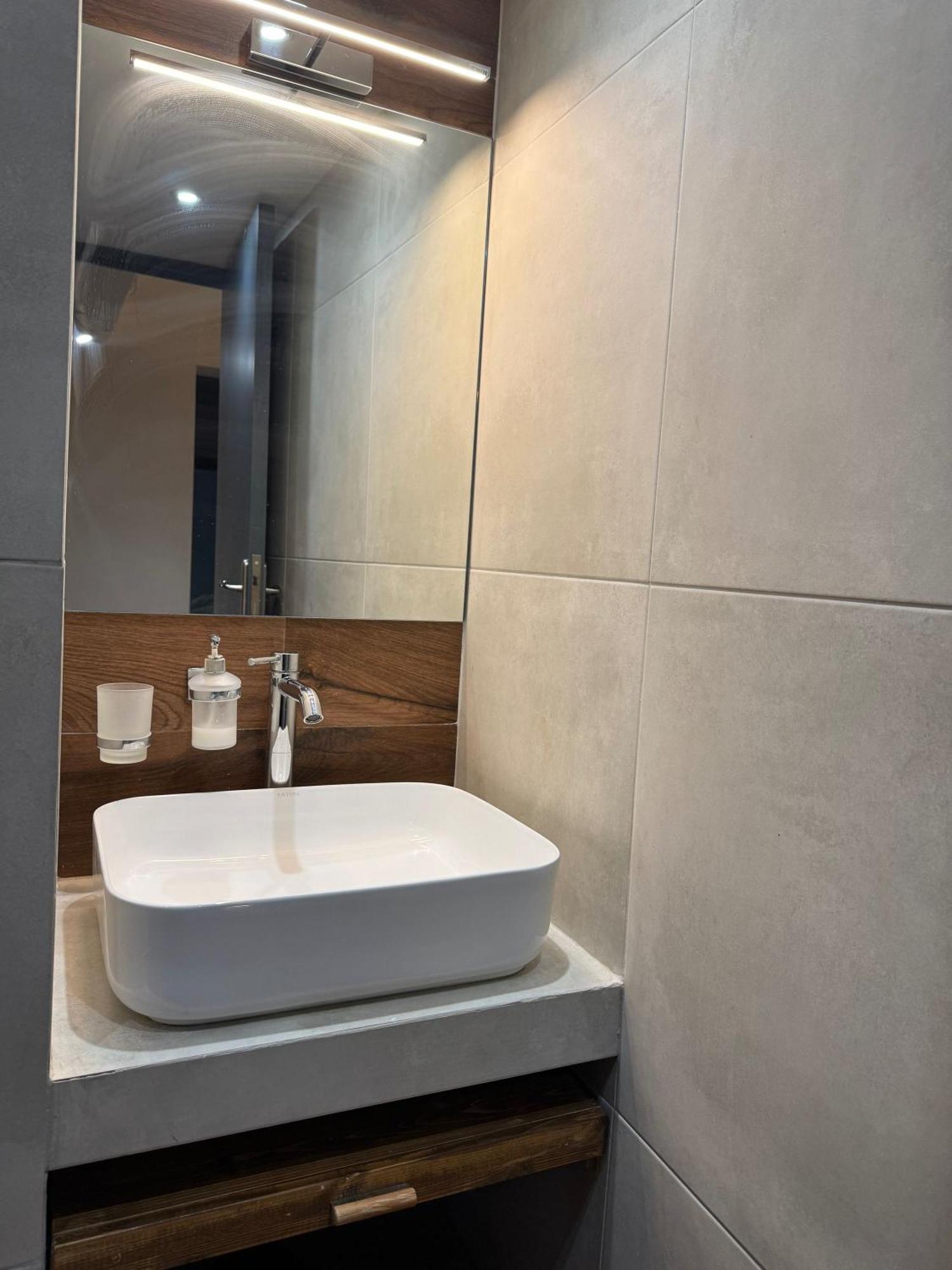 Haris 302 Apartment By Vpn Accomodation เอเธนส์ ภายนอก รูปภาพ